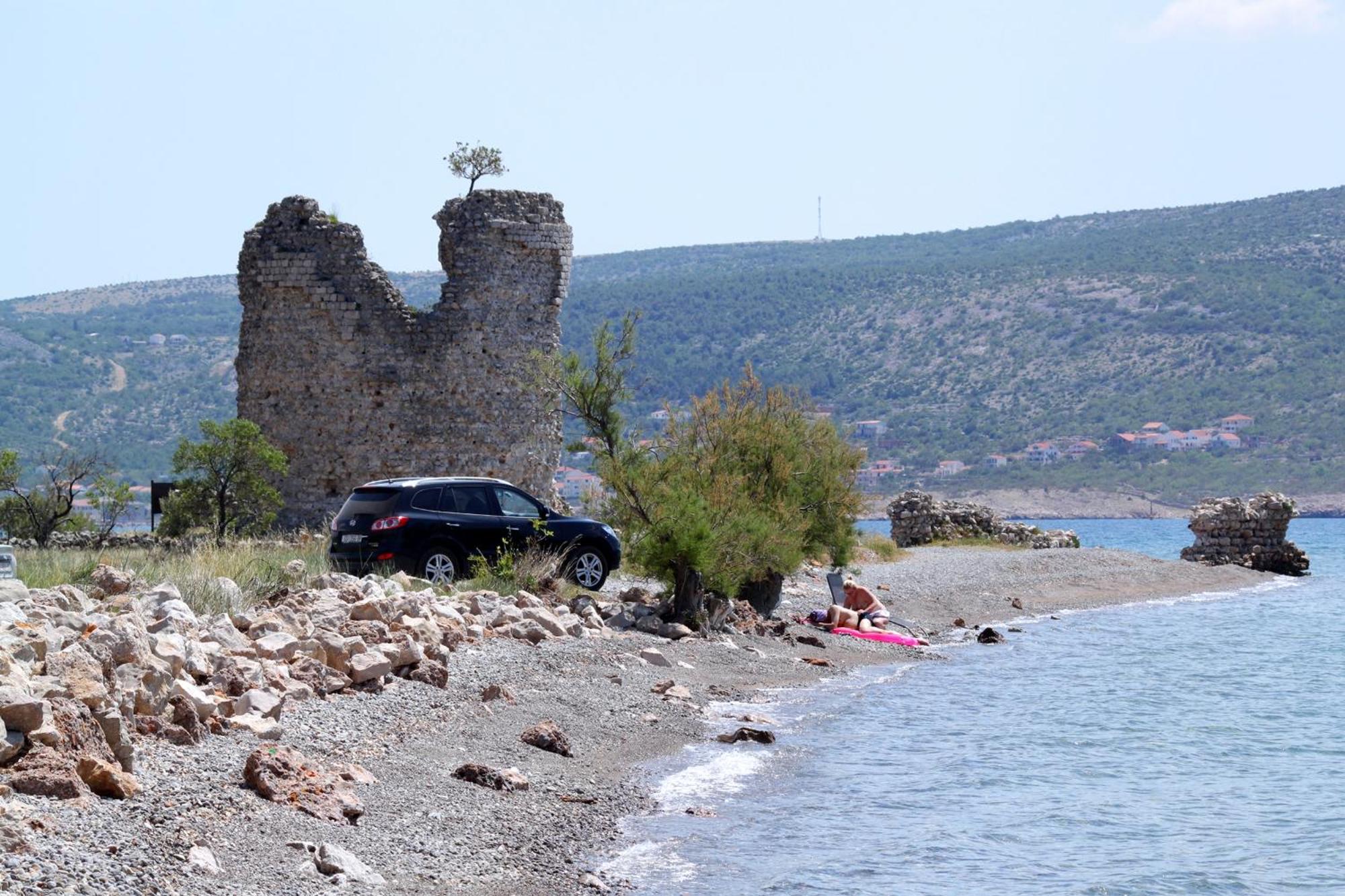 Apartments By The Sea Starigrad, Paklenica - 16421 Starigrad Paklenica Exterior foto
