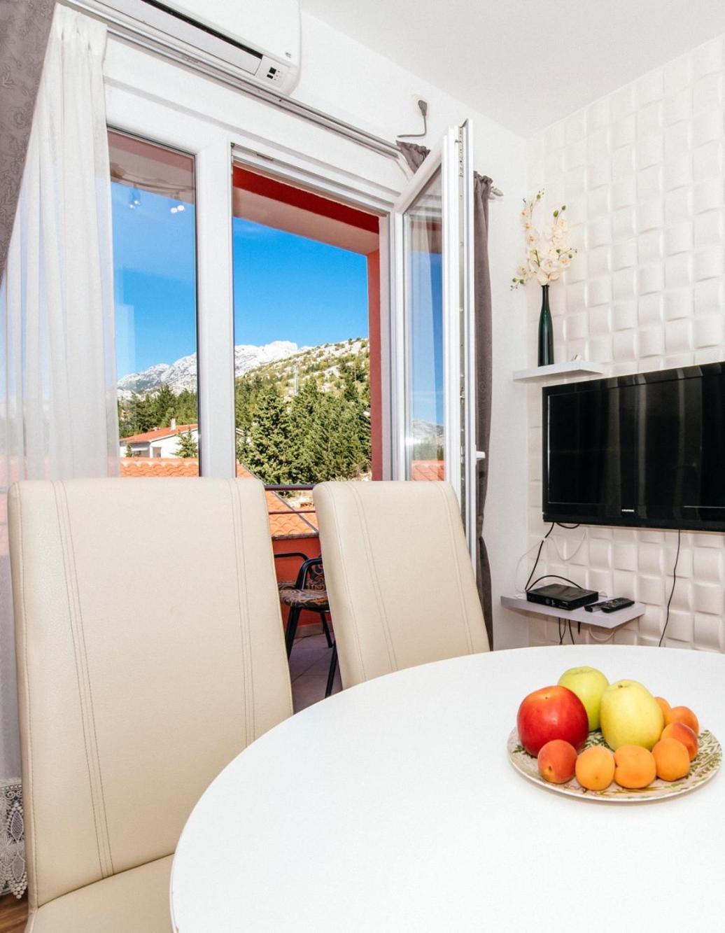 Apartments By The Sea Starigrad, Paklenica - 16421 Starigrad Paklenica Quarto foto